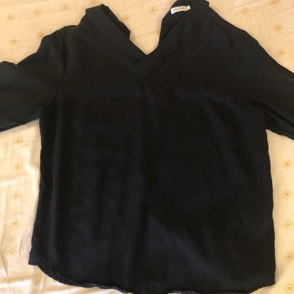 Kestan black blouse